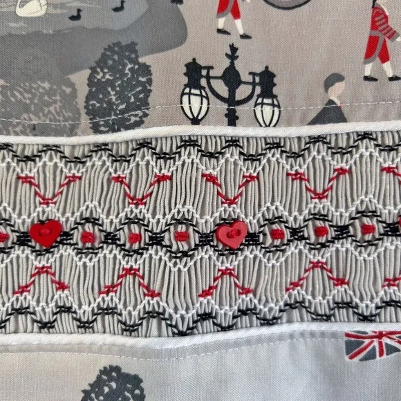 Handmade one of a kind girl's smocked dress, London Print - Picture 2 of 12